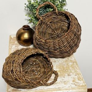 Set of 2 Wall Hanging Baskets